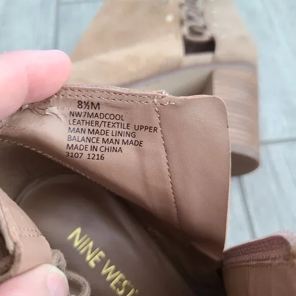 Nine West lace up ankle booties tan suede size 8.5 women's - Picture 15 of 15